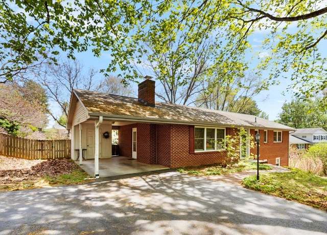 Property at 1204 Westover Dr, Blacksburg, VA 24060, 3 beds, 2.5 baths