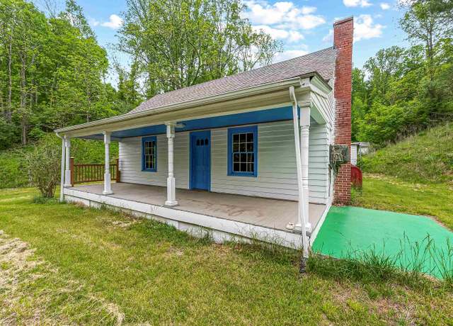 Property at 2734 Vicker Switch Rd, Christiansburg, VA 24073, 3 beds, 1 bath