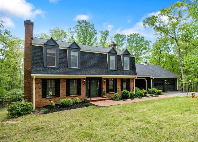 Property at 3752 Bay Tree Pl, Blacksburg, VA 24060, 4 beds, 3 baths