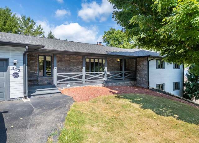 Property at 302 Chestnut St, Pearisburg, VA 24134, 5 beds, 3 baths