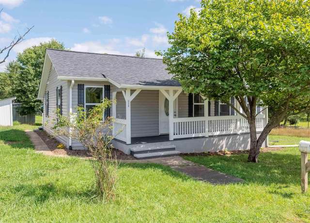 Property at 426 Store Hill Rd, Austinville, VA 24312, 3 beds, 2 baths
