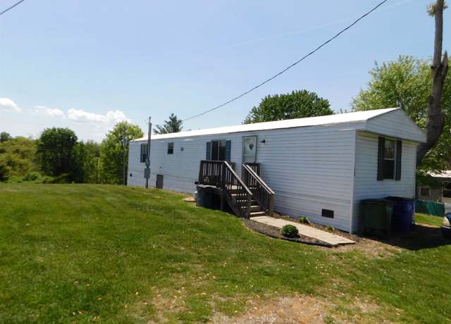 Property at 130 Quality Rd, Christiansburg, VA 24073, 2 beds, 2 baths