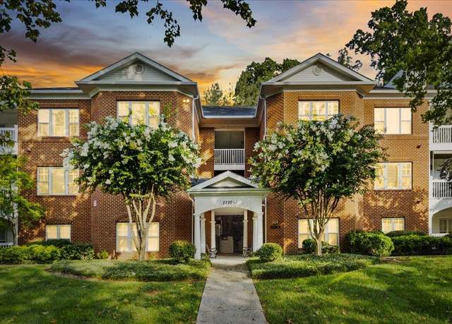 Property at 2220 Carolina Ave SW #202, Roanoke, VA 24014, 2 beds, 2 baths