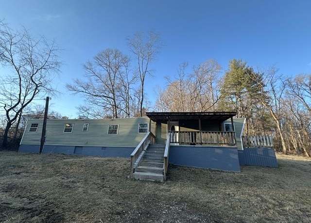 Property at 646 Jennelle Rd, Blacksburg, VA 24060, 2 beds, 2 baths