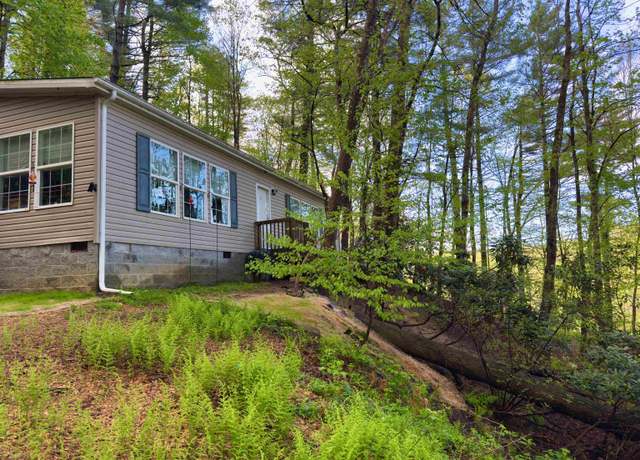 Property at 213 Edgewater Ln, Woodlawn, VA 24381, 2 beds, 2 baths
