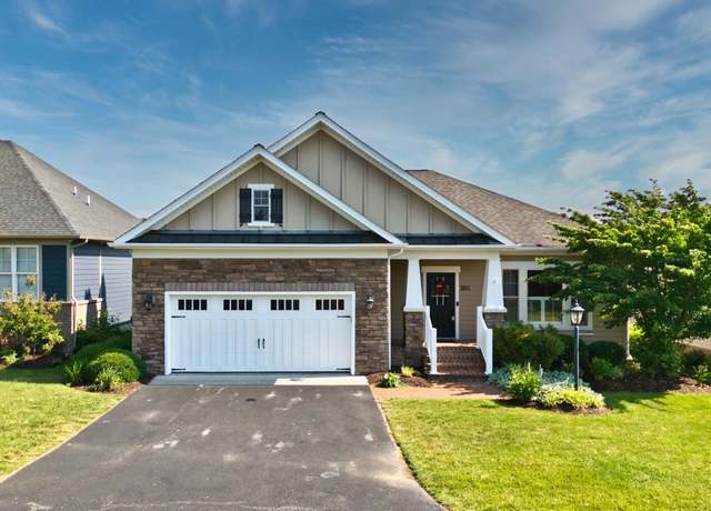 Property at 3836 Fairway View Dr, Riner, VA 24149, 4 beds, 3 baths