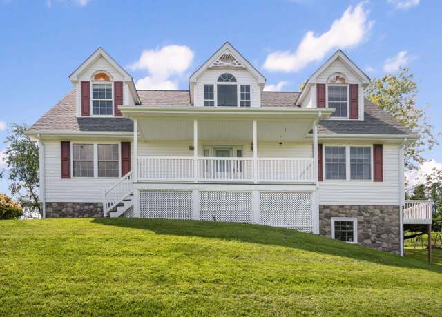 Property at 1430 Harding Rd, Blacksburg, VA 24060, 3 beds, 3.5 baths