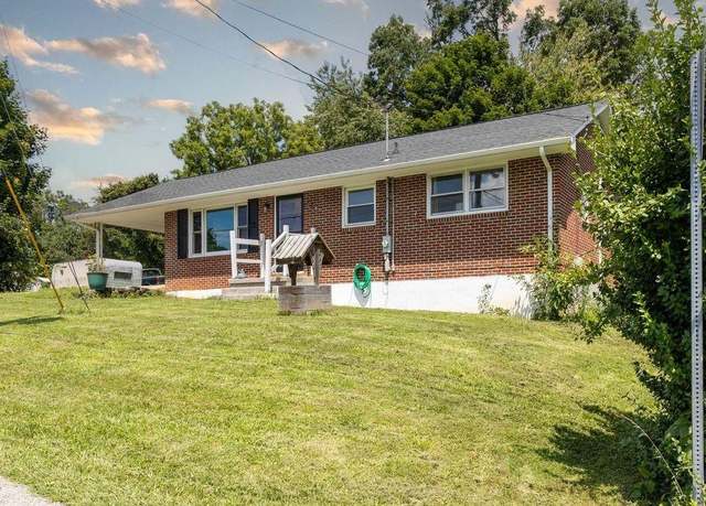 Property at 1380 Rigby St, Christiansburg, VA 24073, 3 beds, 2 baths