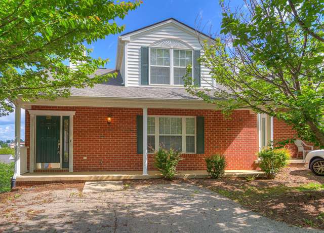 Property at 295 Tall Oak Blvd, Christiansburg, VA 24073, 3 beds, 2.5 baths