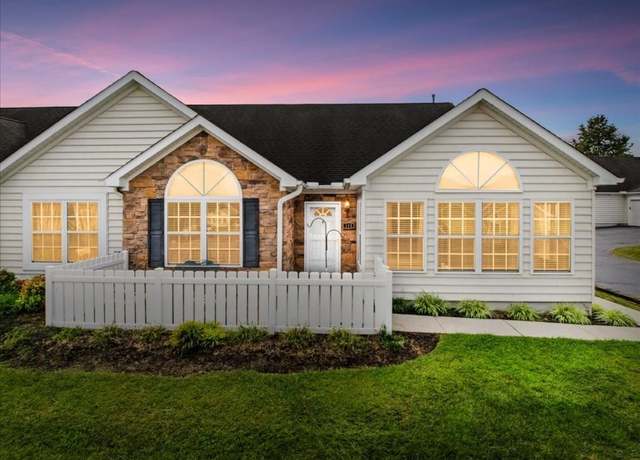 Property at 113 E Patriot Way Unit 19-2, Christiansburg, VA 24073, 2 beds, 2 baths