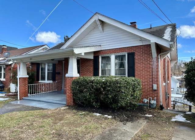Property at 217 Lagrange St, Pulaski, VA 24301, 4 beds, 2 baths