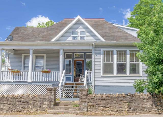 Property at 231 N Randolph Ave, Pulaski, VA 24301, 4 beds, 3 baths