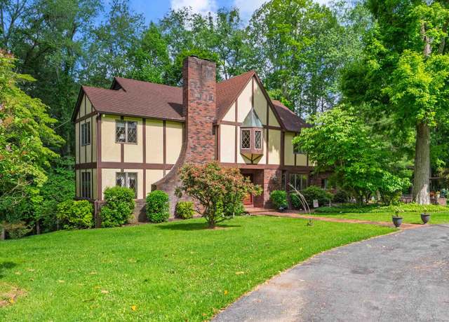 Property at 244 Robinhood Dr, Marion, VA 24354, 5 beds, 4 baths