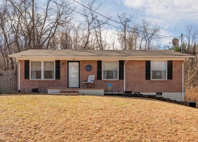 Property at 104 Foundry Pl, Radford, VA 24141, 3 beds, 1 bath