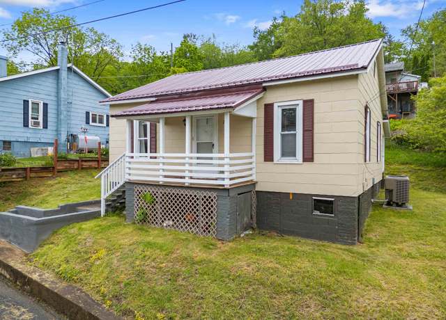 Property at 245 Grayson St, Fries, VA 24330, 2 beds, 1 bath