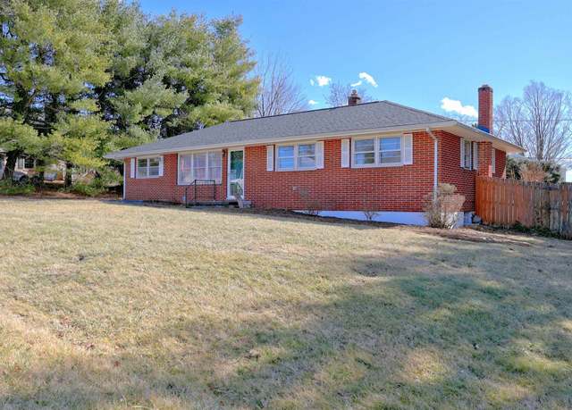 Property at 7849 Brandon Rd, Radford, VA 24141, 3 beds, 2 baths