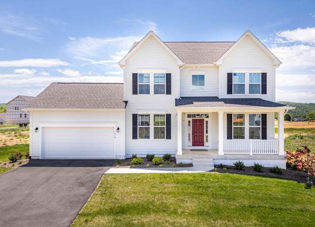 Property at 5019 Forsythia Pl, Blacksburg, VA 24060, 5 beds, 4.5 baths