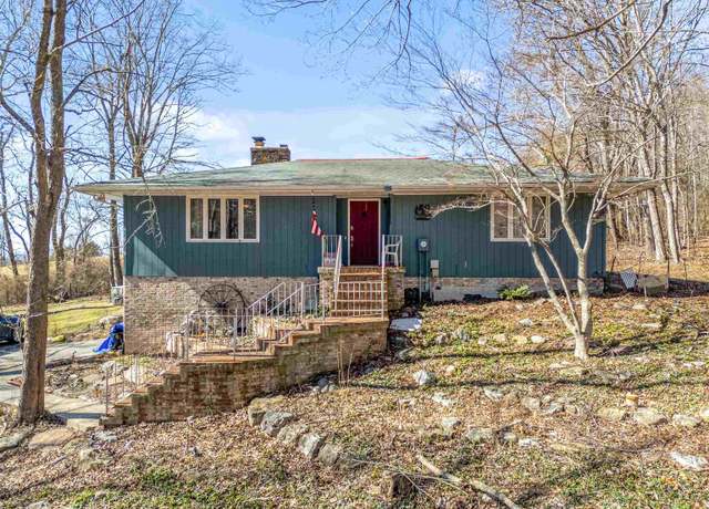 Property at 331 Crimson Ln, Max Meadows, VA 24360, 3 beds, 2.5 baths