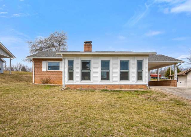 Property at 4886 Lakeshore Dr, Dublin, VA 24084, 3 beds, 1 bath