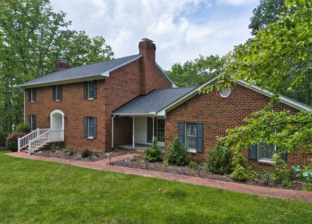 Property at 1674 Smithfield Dr, Blacksburg, VA 24060, 4 beds, 3 baths