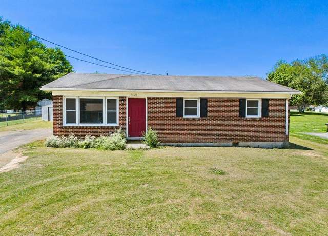 Property at 5621 Rolling Hills Dr, Dublin, VA 24084, 3 beds, 1 bath