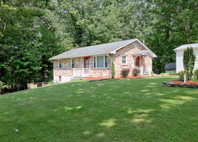 Property at 2611 Kings Ct, Christiansburg, VA 24073, 3 beds, 1.5 baths