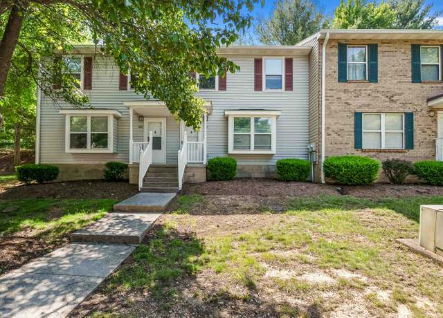 Property at 424 Janie Ln, Blacksburg, VA 24060, 4 beds, 2.5 baths