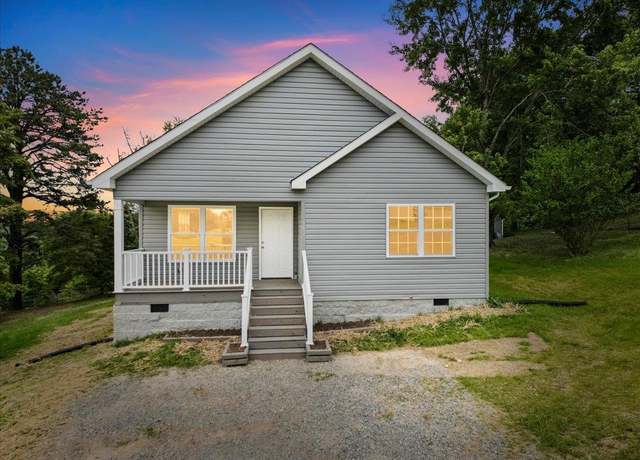 Property at 163 Bridge St, Pulaski, VA 24301, 3 beds, 2 baths