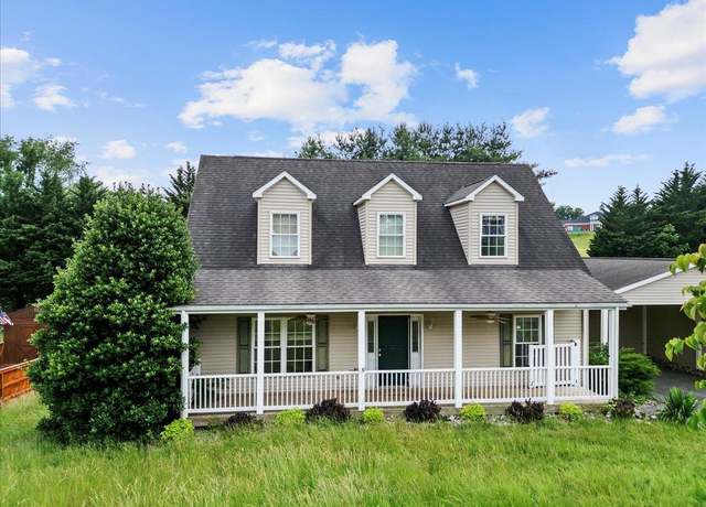Property at 1128 Camper St, Pulaski, VA 24301, 3 beds, 2 baths