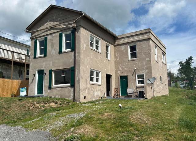 Property at 238 3rd St NW, Pulaski, VA 24301