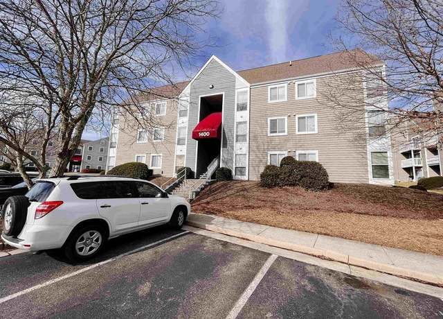 Property at 1400 Seneca Dr Unit I, Blacksburg, VA 24060, 4 beds, 2 baths