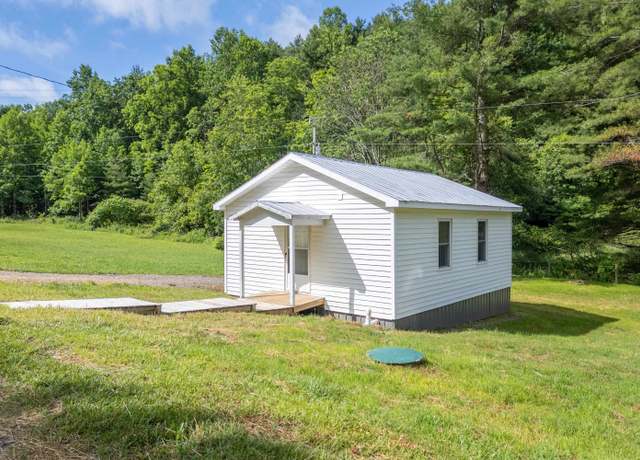 Property at 1106 Easy Dr NW, Willis, VA 24380