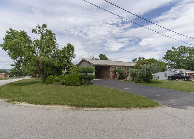 Property at 6300 Skyview Cir, Dublin, VA 24084, 3 beds, 1 bath