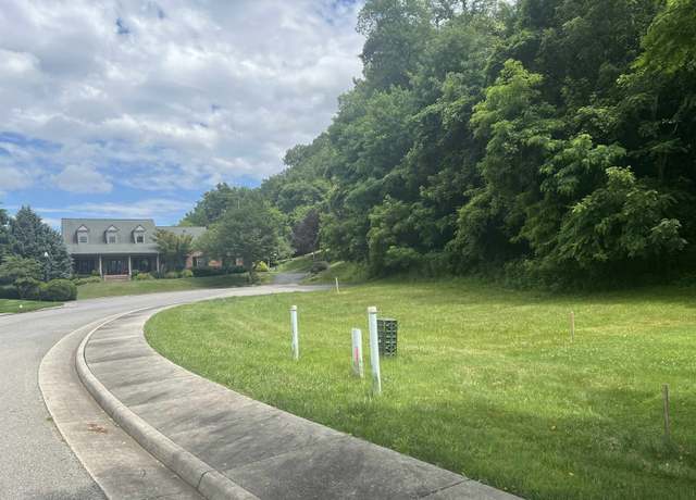 Property at 8331 Sawgrass Way, Radford, VA 24141