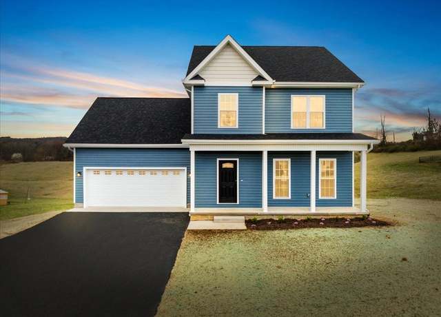 Property at 622 Henson Ave, Pearisburg, VA 24134, 3 beds, 2.5 baths