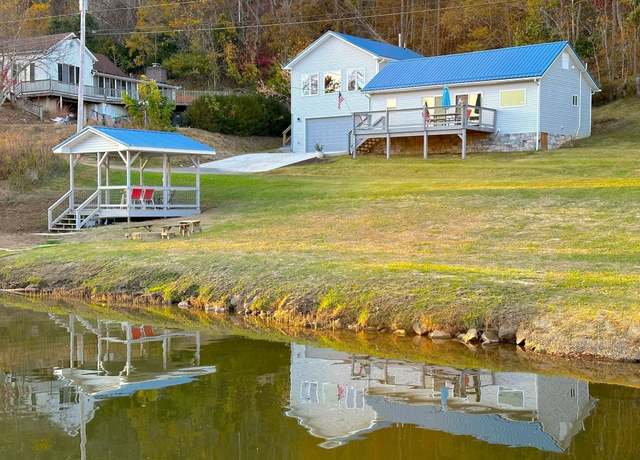 Property at 4241 Little Wytheville Rd, Draper, VA 24324, 3 beds, 3 baths
