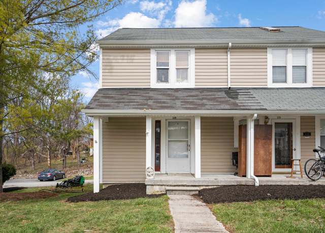 Property at 129 Lucas Dr, Blacksburg, VA 24060, 3 beds, 2 baths