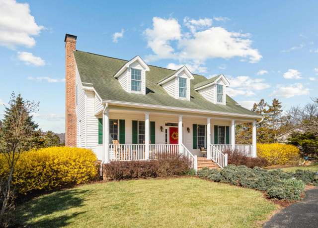 Property at 1745 Mountainside Dr, Blacksburg, VA 24060, 4 beds, 3 baths