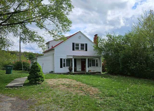 Property at 990 Elk Dr, Christiansburg, VA 24073, 3 beds, 2.5 baths