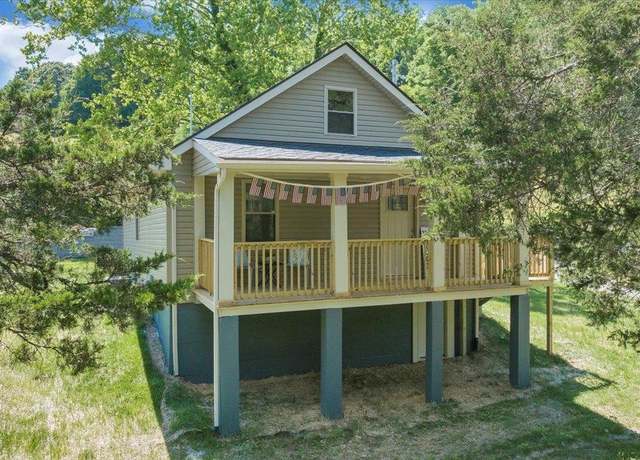 Property at 2087 Wysor Rd, Draper, VA 24324, 2 beds, 2 baths