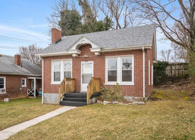 Property at 315 1st St, Pulaski, VA 24301, 2 beds, 1 bath