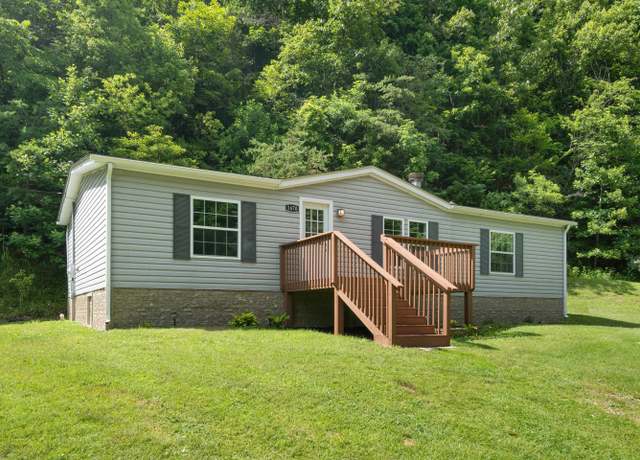 Property at 1670 Bow Hill Rd, Christiansburg, VA 24073, 3 beds, 2 baths