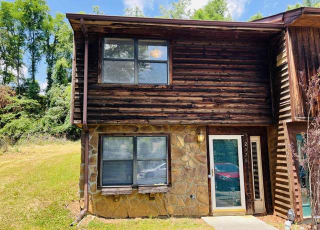 Property at 2576 Townhouse St, Christiansburg, VA 24073, 2 beds, 2.5 baths