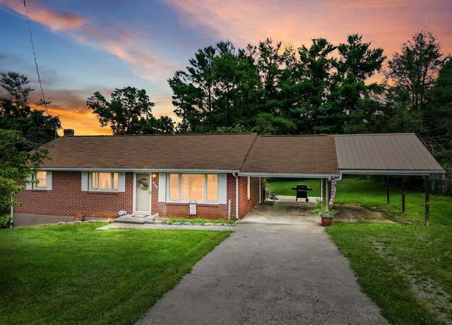 Property at 209 Dunbar Ave, Dublin, VA 24084, 4 beds, 2 baths