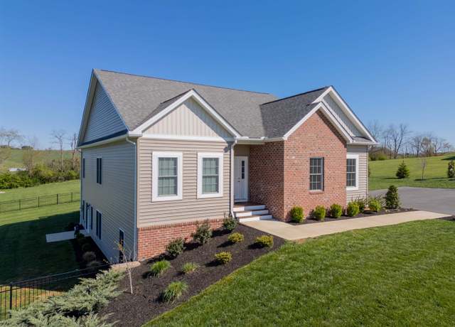 Property at 4175 Stanley Rd, Christiansburg, VA 24073, 3 beds, 2.5 baths