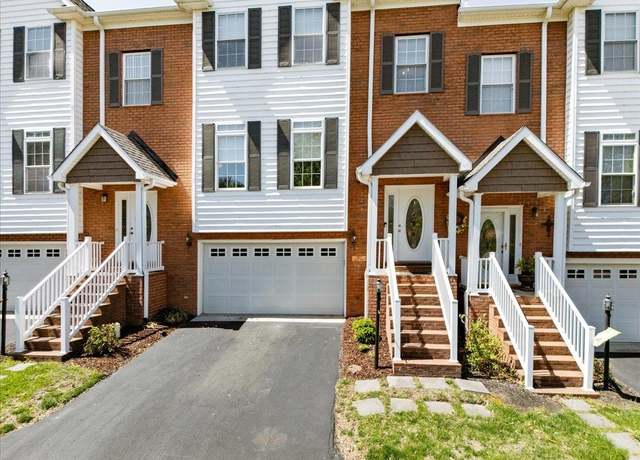 Property at 6813 Sahalee Cir, Radford, VA 24141, 2 beds, 2.5 baths