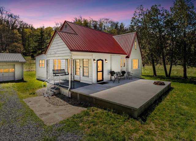 Property at 2827 Max Creek Rd, Hiwassee, VA 24347, 3 beds, 1 bath