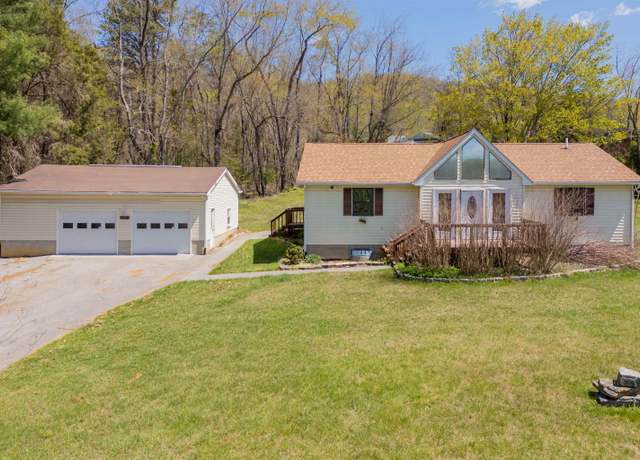 Property at 3280 NW Peppers Ferry Rd, Radford, VA 24141, 3 beds, 2 baths
