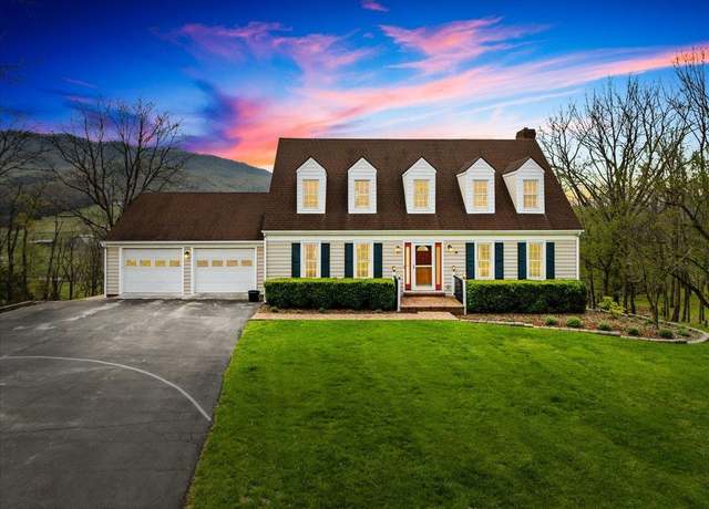 Property at 2220 Cedar Walk, Blacksburg, VA 24060, 4 beds, 3.5 baths
