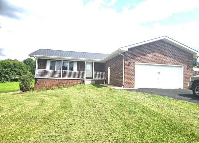 Property at 390 Asbury Ln, Wytheville, VA 24382, 2 beds, 2.5 baths
